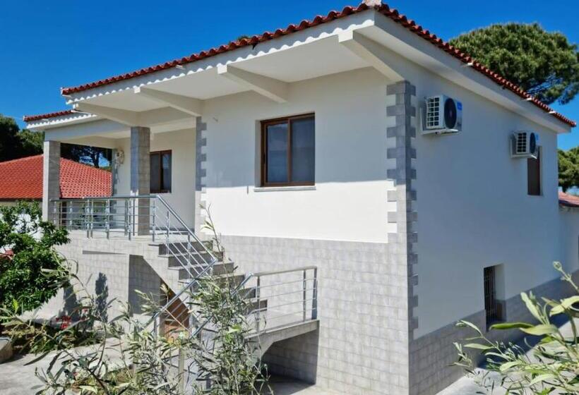 پانسیون Zani Guesthouse