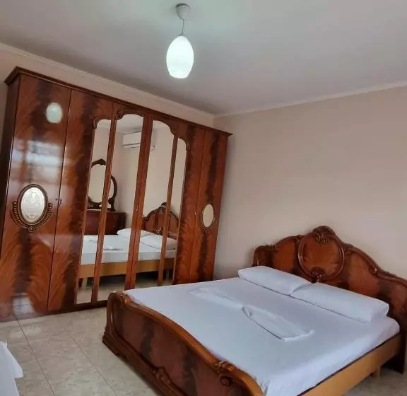 ペンション Zani Guesthouse