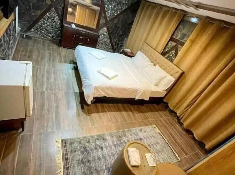 Polo Land Hotel Skardu