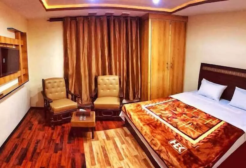 Polo Land Hotel Skardu