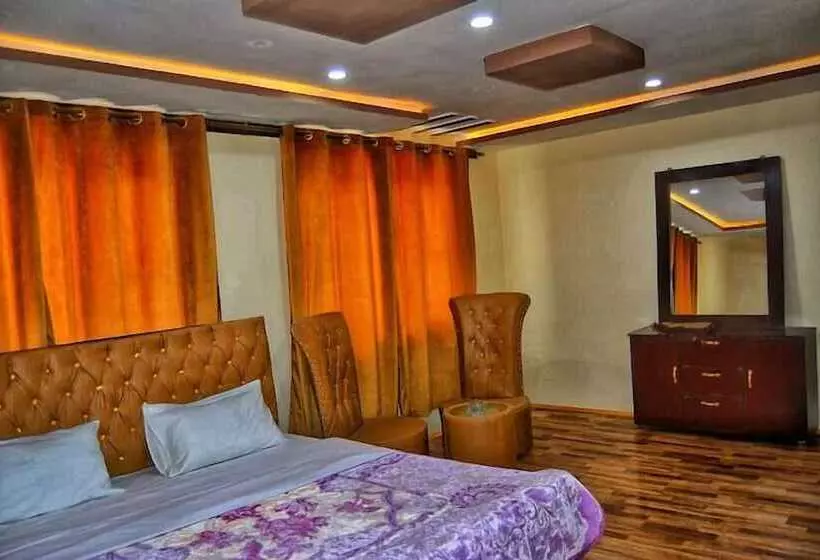 Polo Land Hotel Skardu