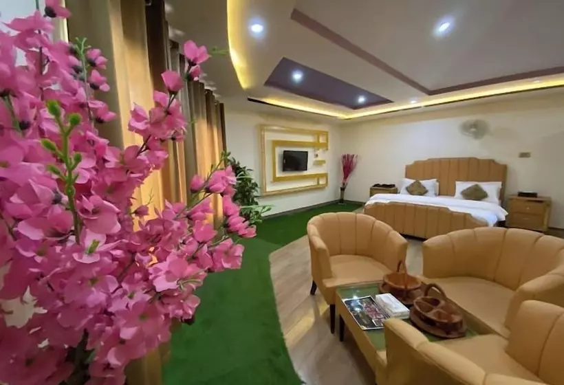 Polo Land Hotel Skardu