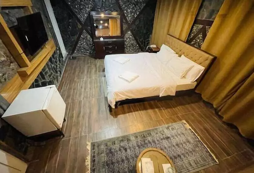 Polo Land Hotel Skardu