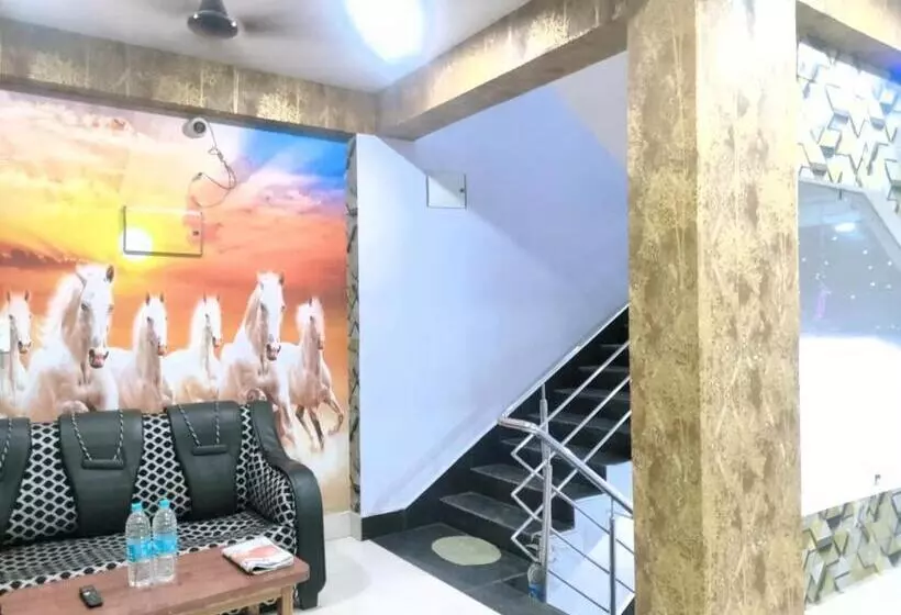 Hotelli Ambika Near Famous Naulakha Temple
