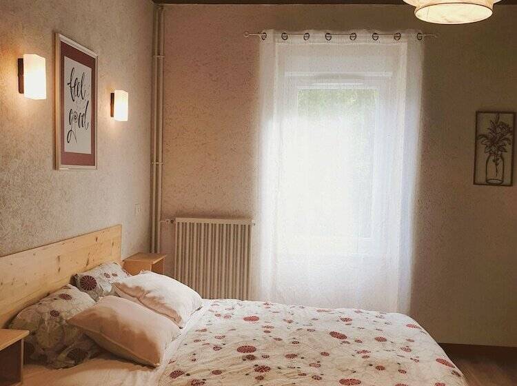 בית מלון כפרי Aux Gorges Du Dourdou