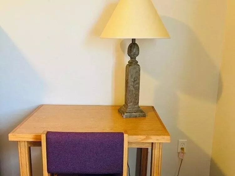 Hotelli Hawarden Harvest Inn