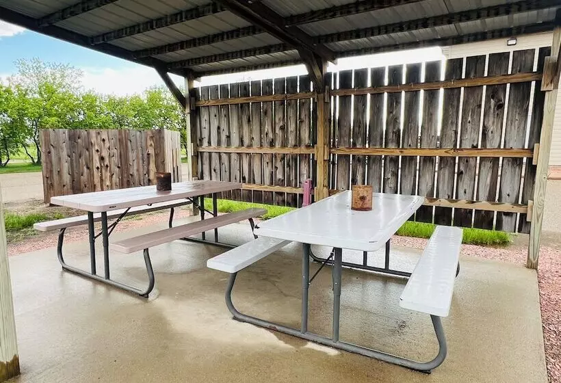 Hotelli Hawarden Harvest Inn