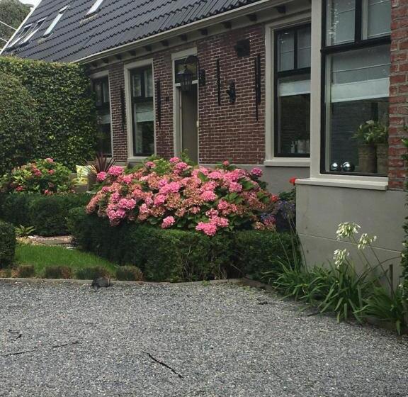 Agapanthus Bed And Breakfast