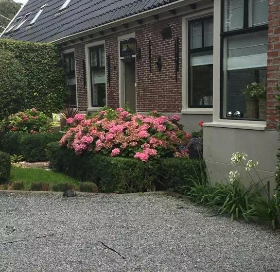 Agapanthus Bed And Breakfast