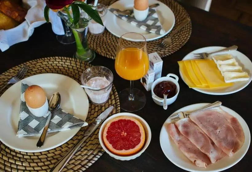 Agapanthus Bed And Breakfast