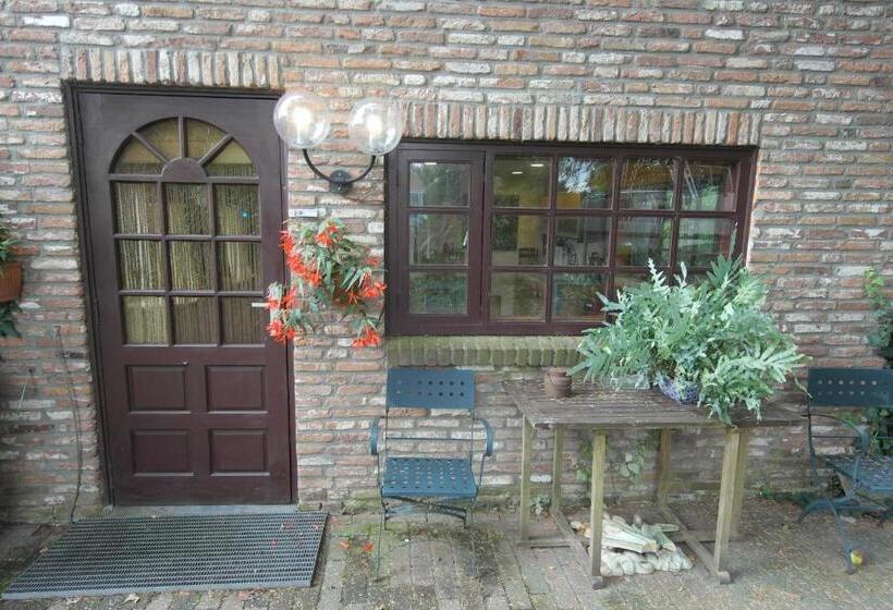 Art, Bed & Breakfast