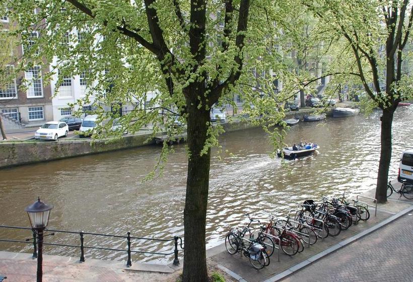 צימר Canal Guesthouse Since 1657