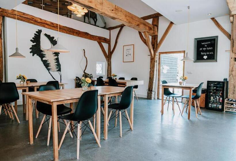 Bed and Breakfast De Vijf Suites