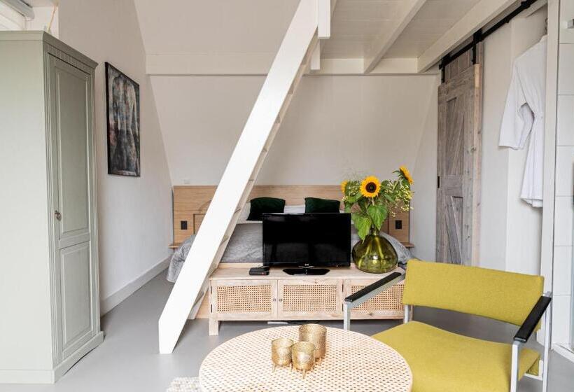 Bed and Breakfast De Vijf Suites