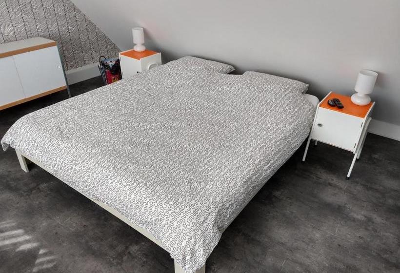 مبيت وإفطار Hoogland Aan Zee