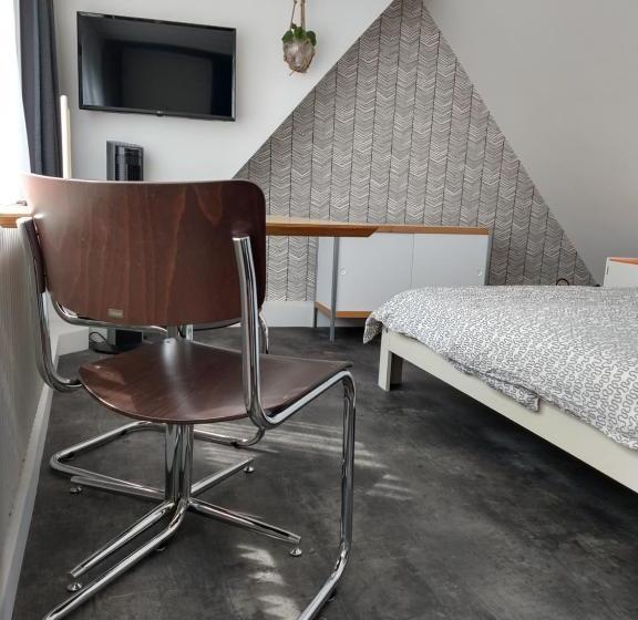 مبيت وإفطار Hoogland Aan Zee