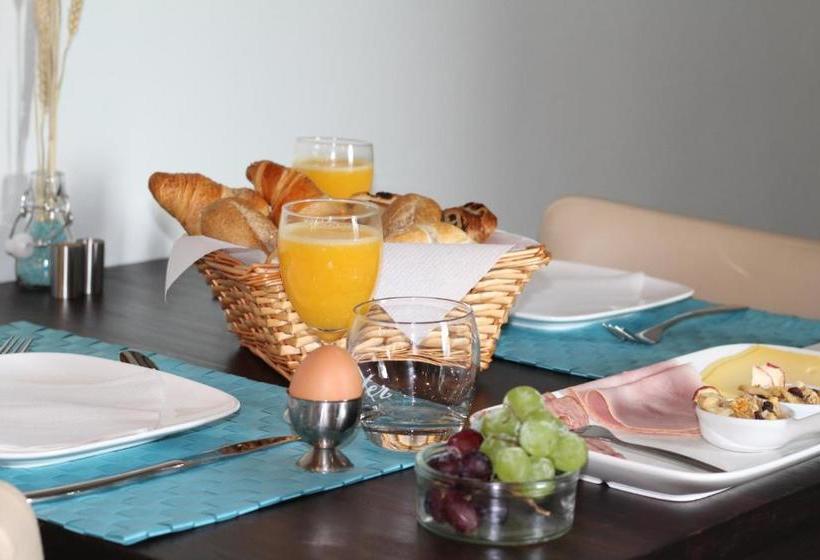 ベッドアンドブレックファースト Pension De Eyckenhoff