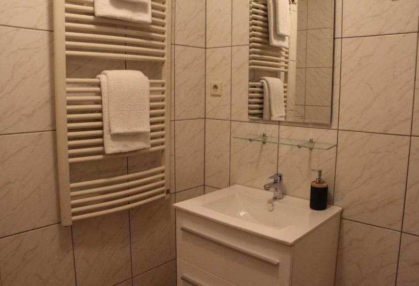 ベッドアンドブレックファースト Pension De Eyckenhoff