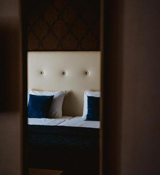 Отель Brasserie Florian