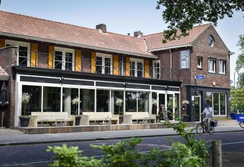 ホテル Restaurant In D Ouwe Peel