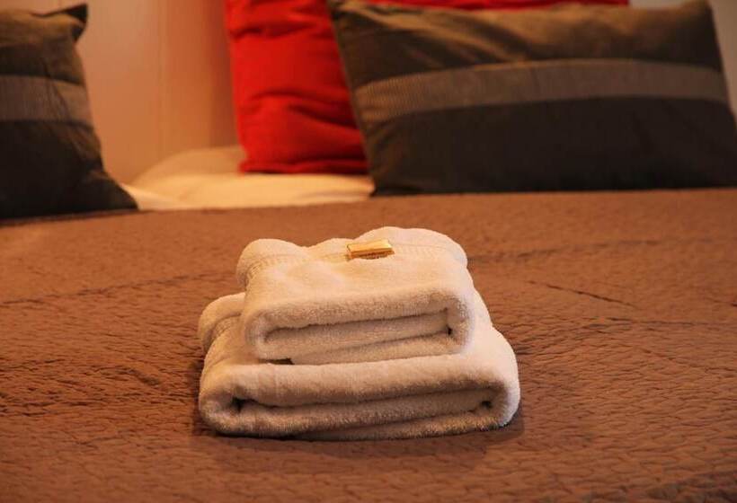 בית מלון כפרי Slapen In Veghel