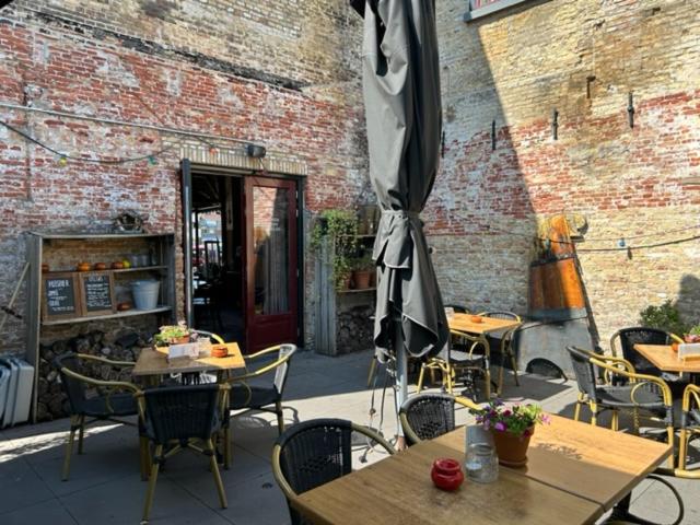 בית מלון כפרי Stadsherberg Sneek