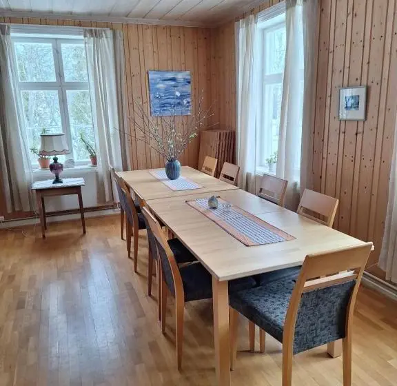 Aamiaismajoitus (B&B) Hurdal Gjestegård