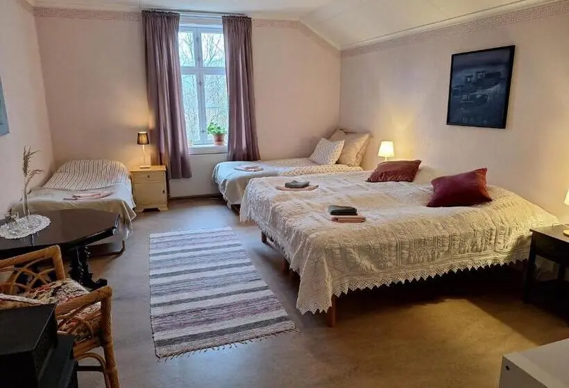 Aamiaismajoitus (B&B) Hurdal Gjestegård