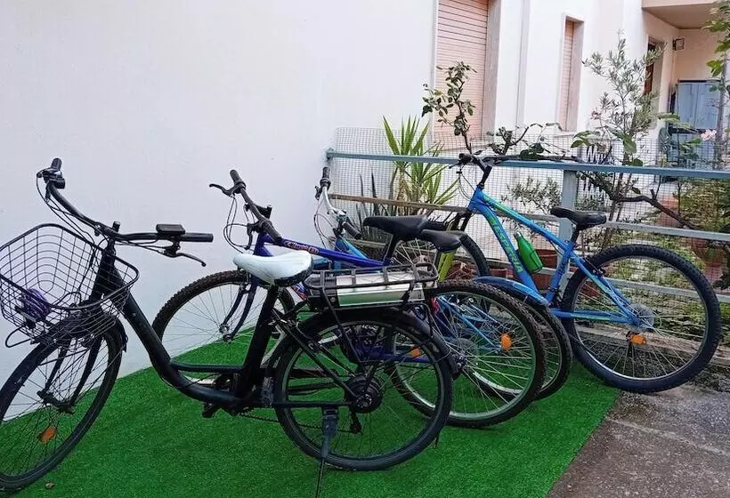 تختخواب و صبحانه Il Giardino Del Sole