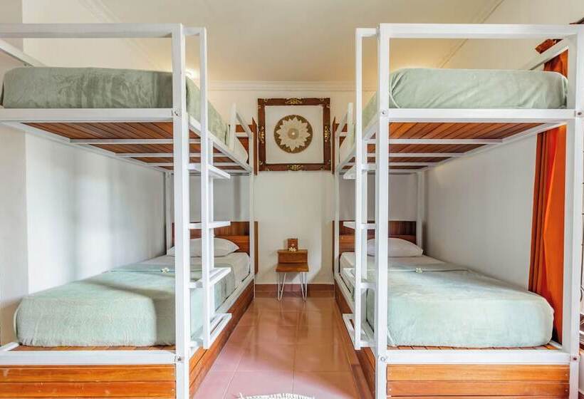 Отель Capital O 93944 Geweka Homestay