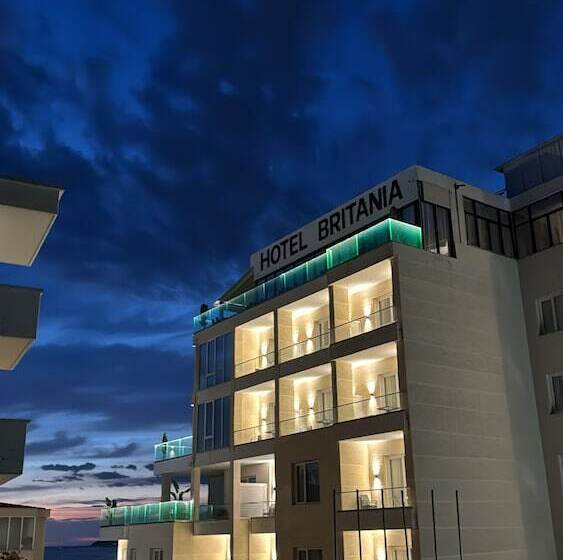 בית מלון כפרי Britania