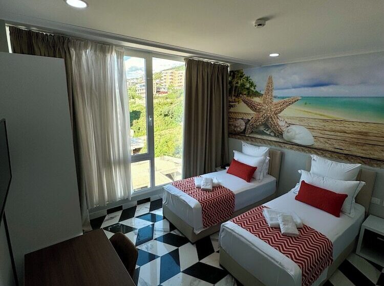 בית מלון כפרי Britania