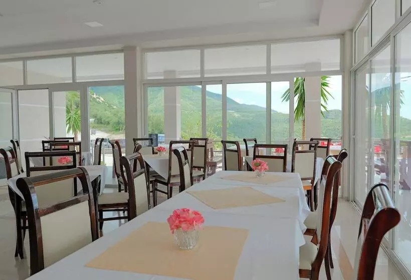 Hotelli Seaview Bunec