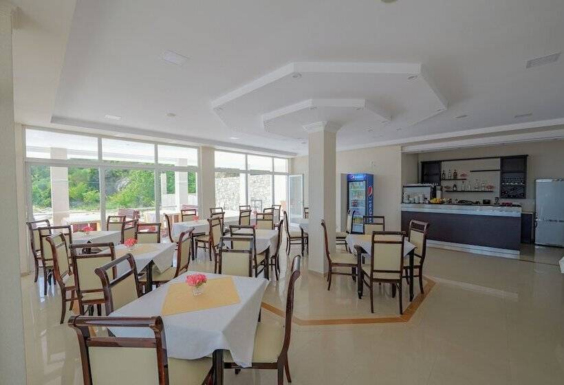 Hotel Seaview Bunec