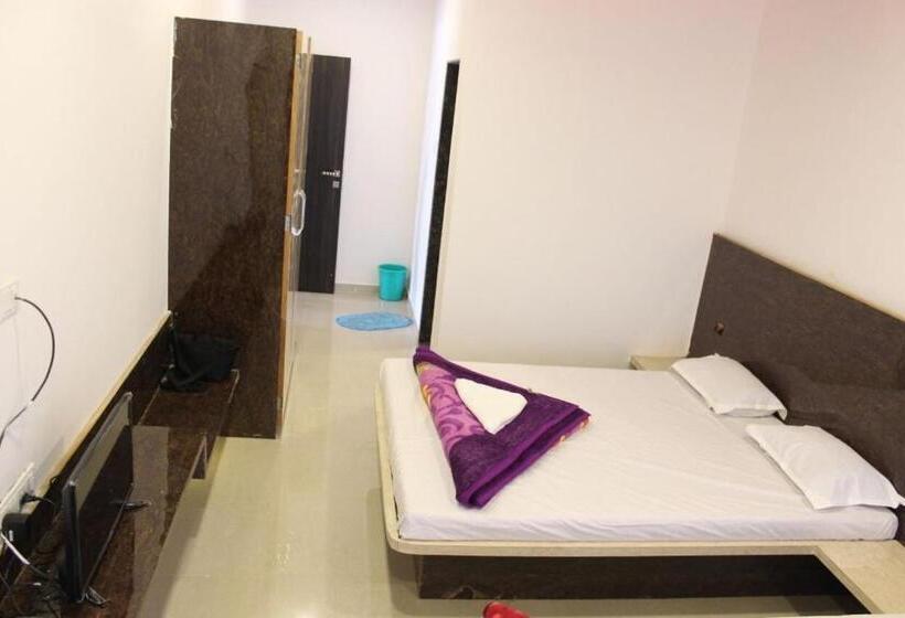 Tulshi Garden Villa Mahabaleshwar