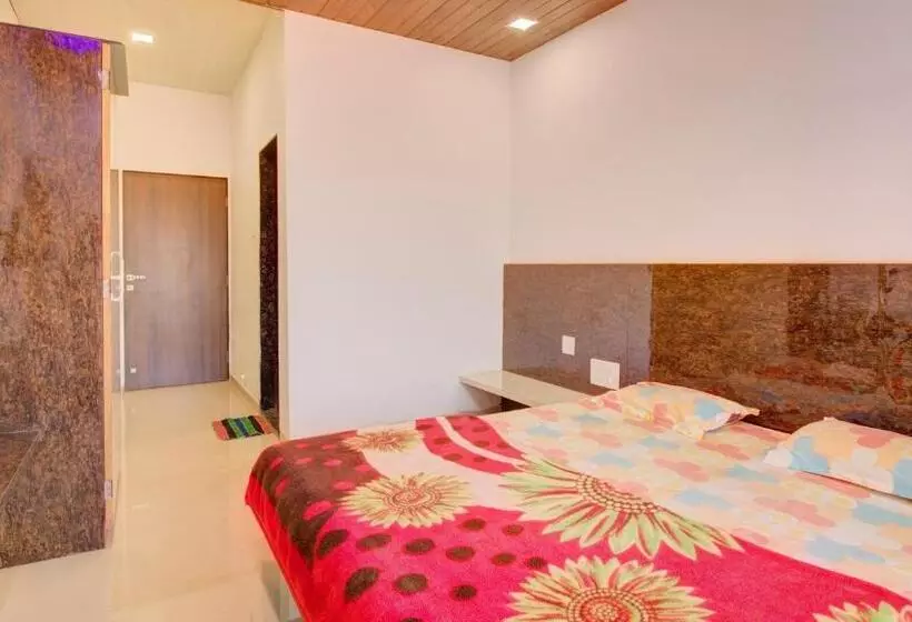 Tulshi Garden Villa Mahabaleshwar
