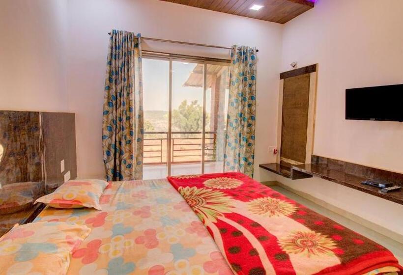 Tulshi Garden Villa Mahabaleshwar