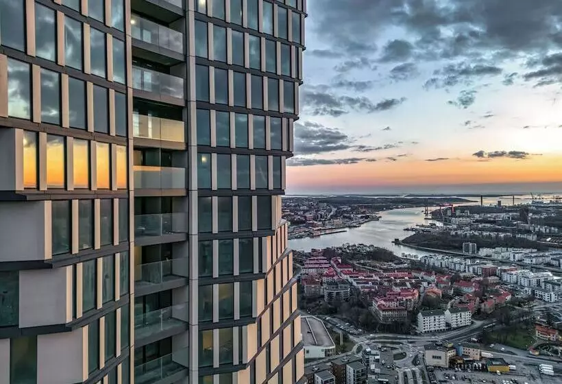 Clarion Hotel Karlatornet