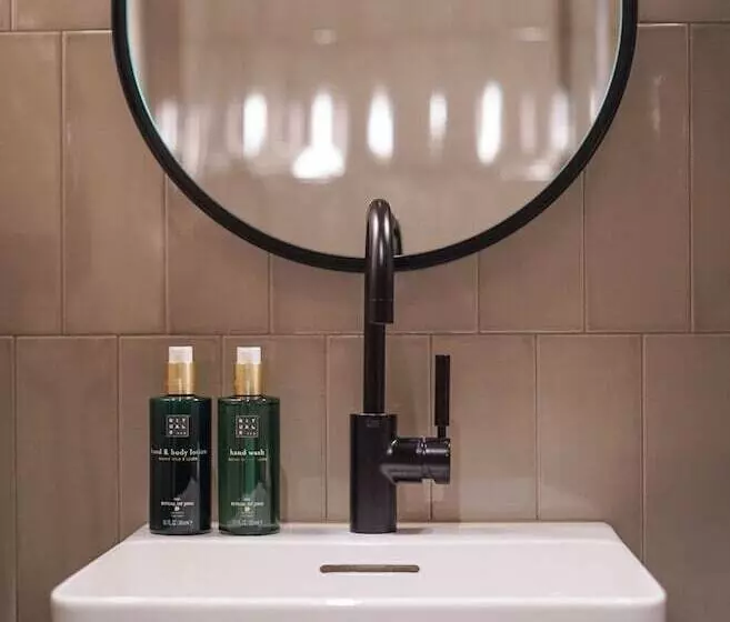 Clarion Hotel Karlatornet