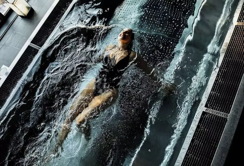 Clarion Hotel Karlatornet