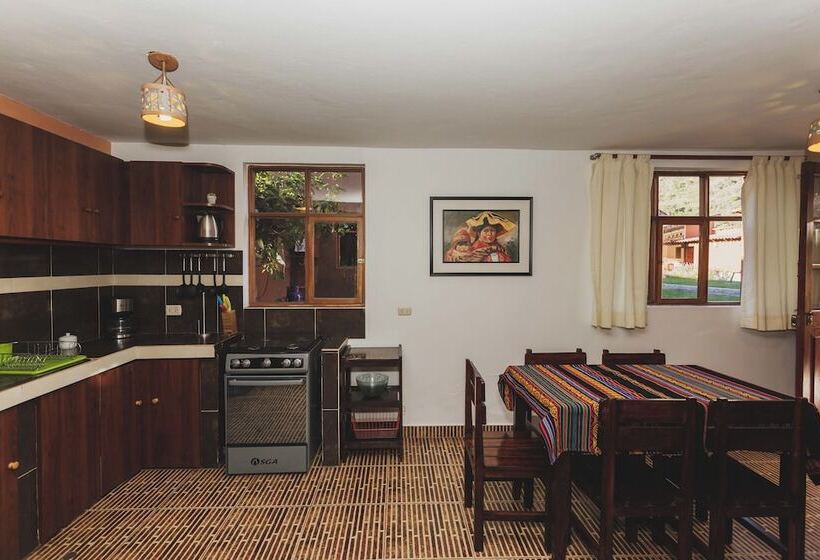 فندق Kutimuy Lodge