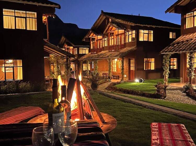 فندق Kutimuy Lodge