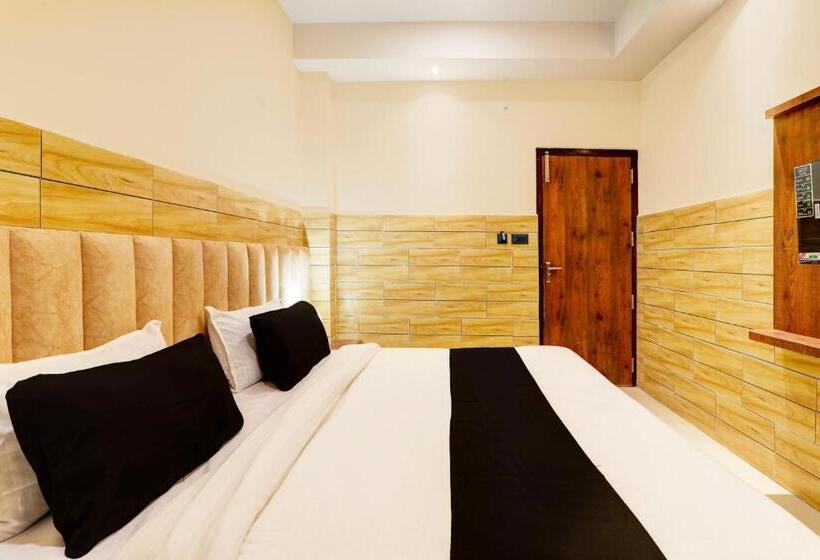 Super Hotel O Kalpna Inn