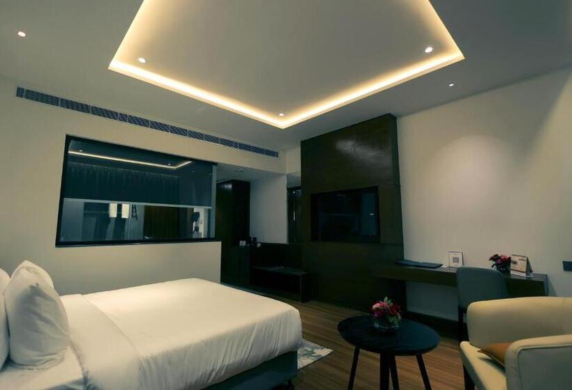 בית מלון כפרי Pride Elite Haridwar Near Haridwar Railway Station