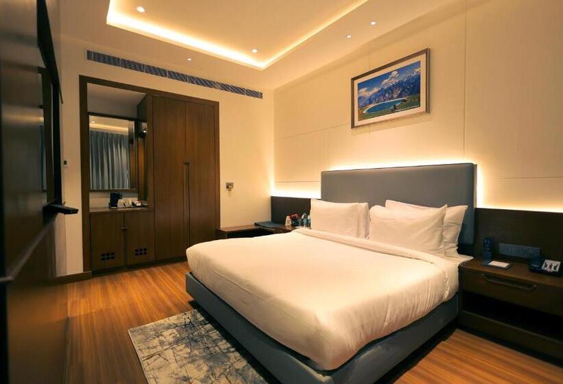 בית מלון כפרי Pride Elite Haridwar Near Haridwar Railway Station