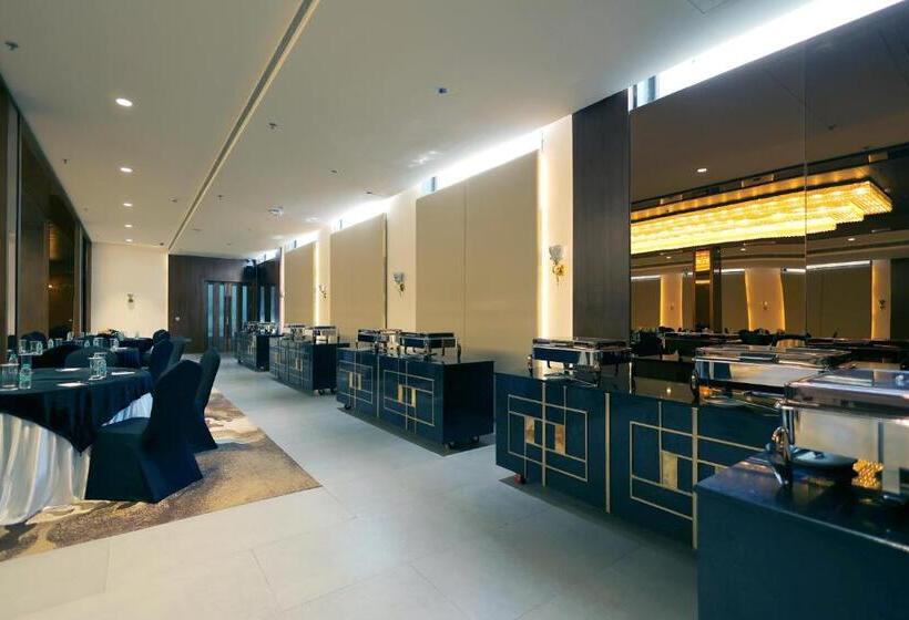 בית מלון כפרי Pride Elite Haridwar Near Haridwar Railway Station