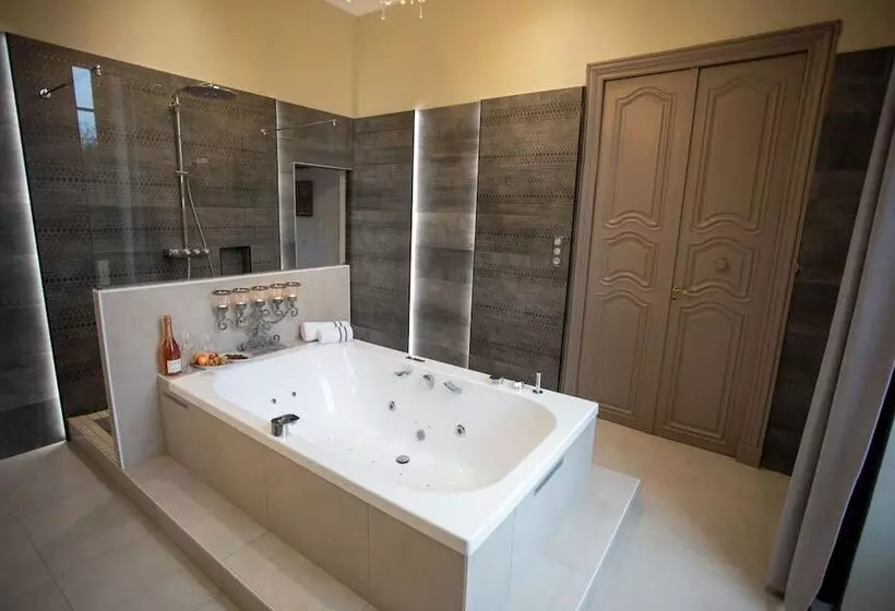 Majatalo Chateau De Quincey