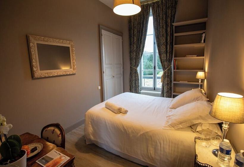 膳宿费 Chateau De Quincey