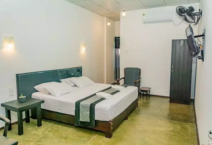 Retkeilymaja Shico Transit