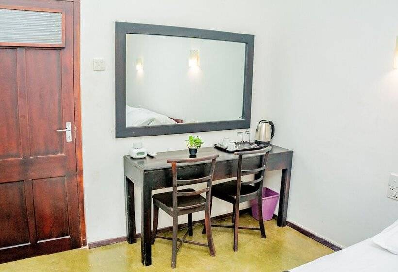 فندق صغير Shico Transit